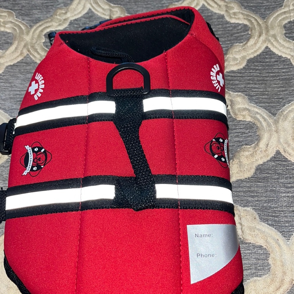 Doggy lifevest for water or just stylish walking, NEW; SZ-EXTRA SMALL